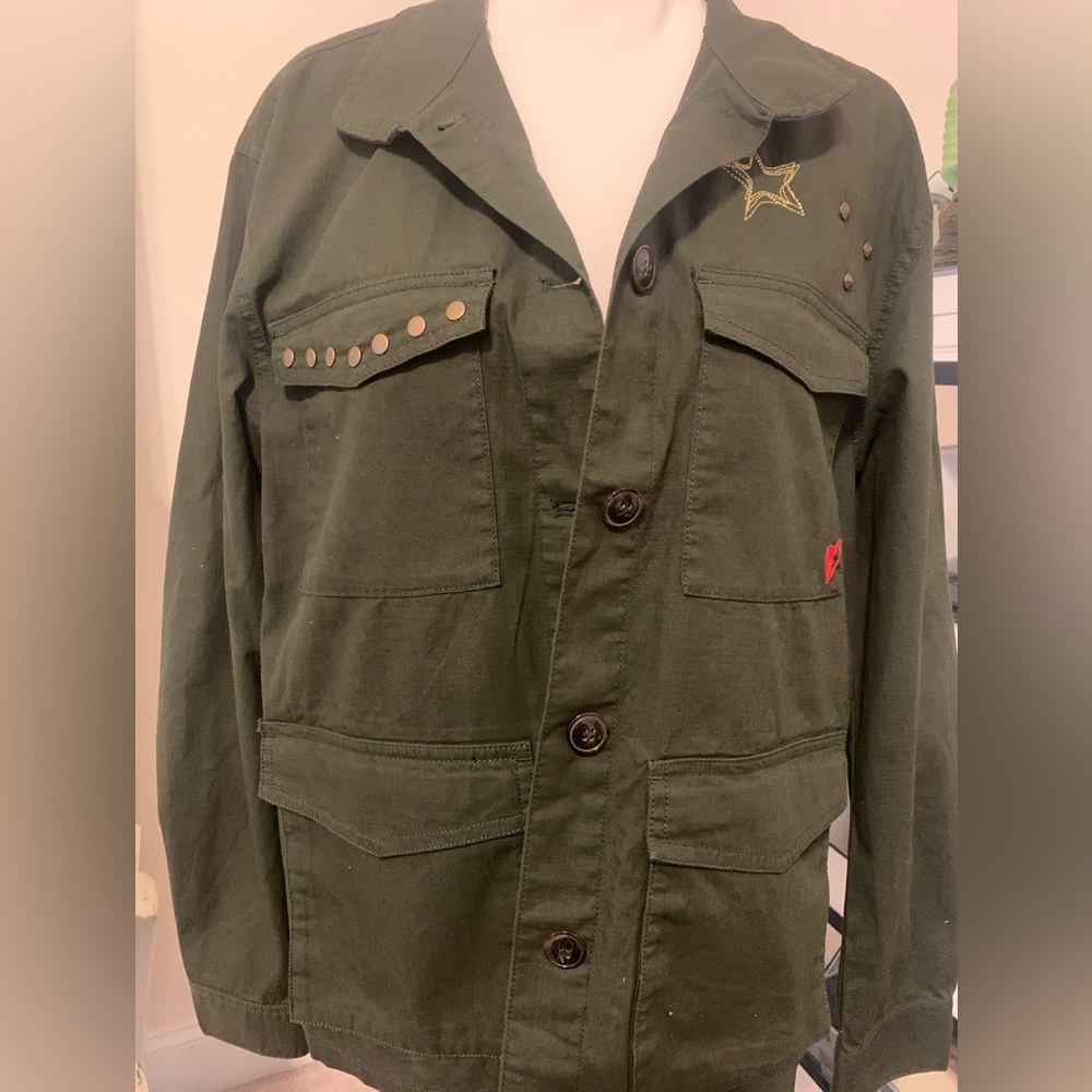 Divided by H& M army green jacket size 8. Gorgeous with unique decals